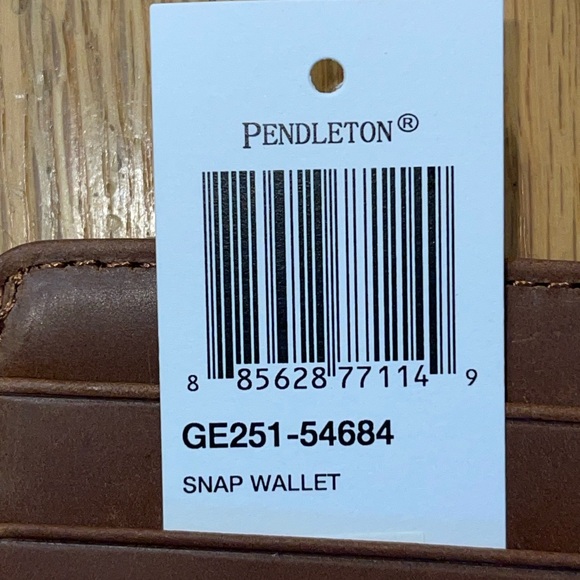 Pendleton Wool Patterned Wallets. - Picture 3 of 6